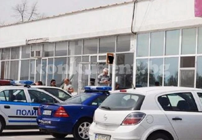 КАТ няма да работи с граждани днес следобед