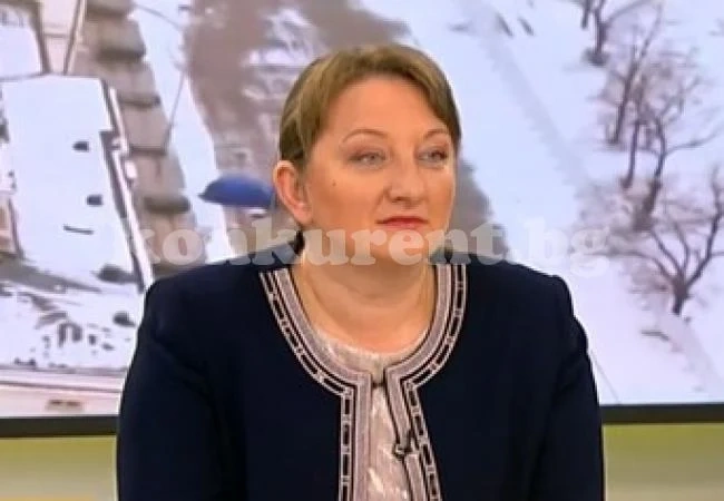 Сачева за въоръжените ученици в Самоков: Това не е масова практика