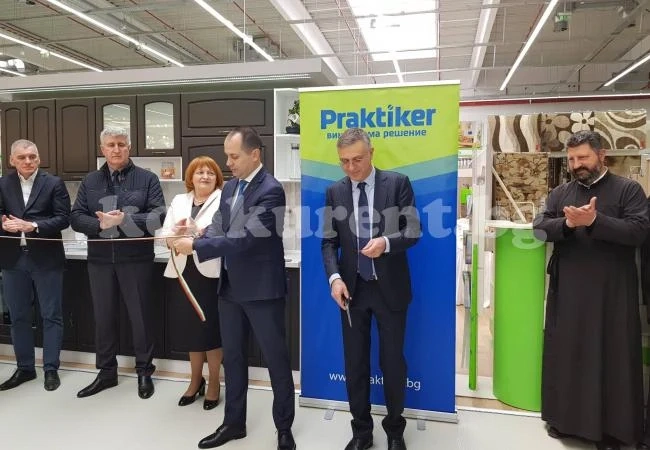 „Практикер“ отвори врати във Враца