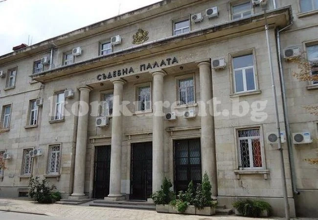 Изправят пред съда мъж, убил 13-годишния си брат