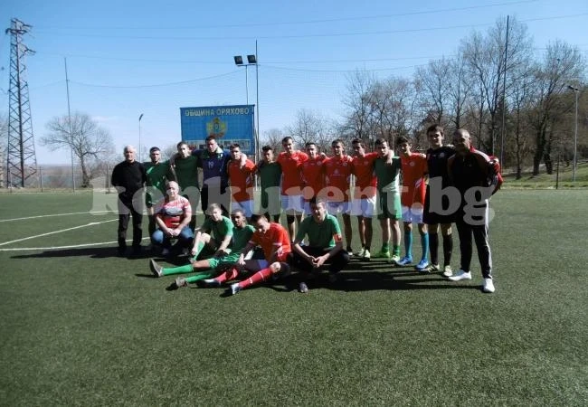 Червена Чета-джуниър укрепва дружбата с ФК Оряхово