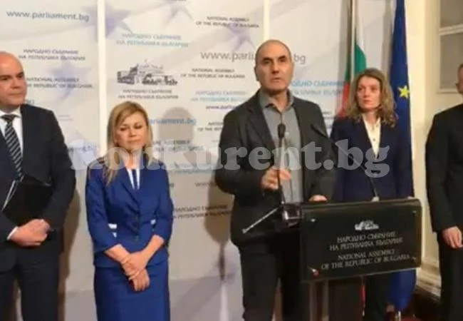 ГЕРБ: При 5 часа неизвинени отсъствия за месец, да се спират помощите за година (Видео)