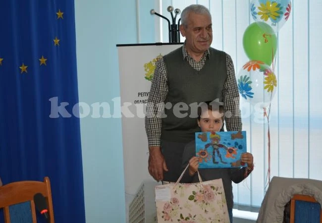 Шестгодишен спечели конкурс за рисунка на водата