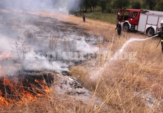 Огнеборци гасиха 16 пожара във Видинско