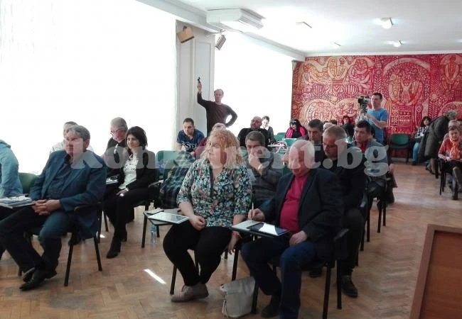 Съветници приеха отчетите на общинските фирми