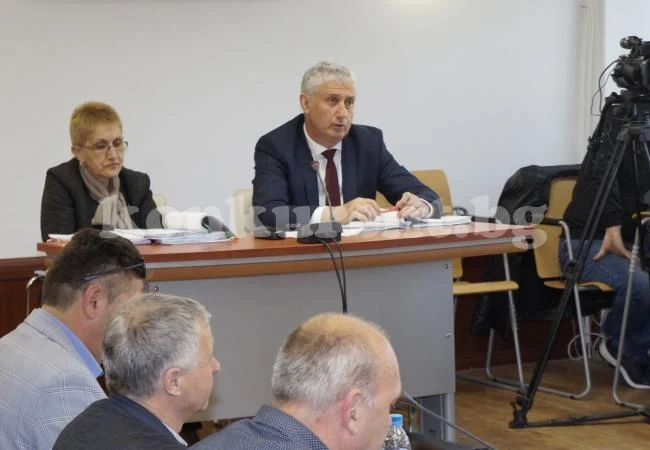 Компостираща инсталация намалява отпадъци и пести място в депо край село Косталево
