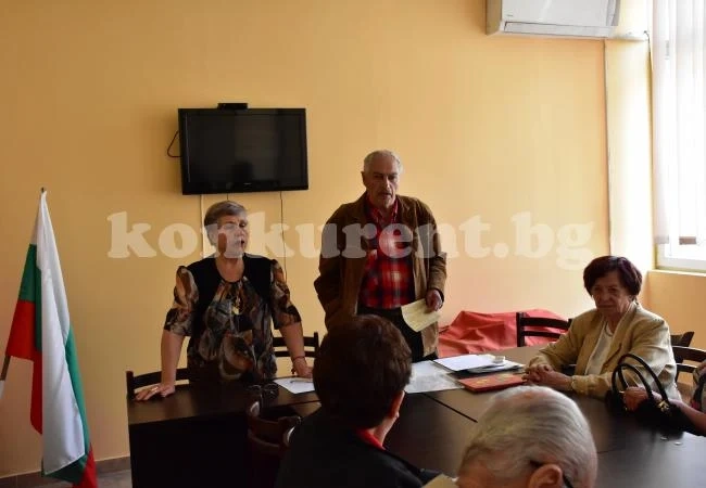 Нов председател има пенсионерски клуб