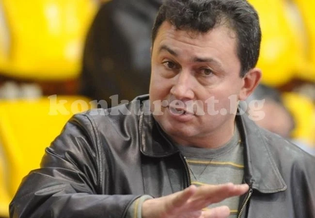 Усмивки от старите ФУТБОЛНИ ленти: Цветан Йончев: Партийни интереси пречеха на националния отбор на България
