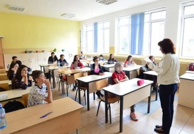 53 000 зрелостници на матури през май
