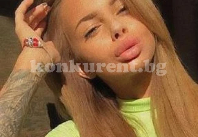 Сузанита показа гърдите си във ВИДЕО (18+)