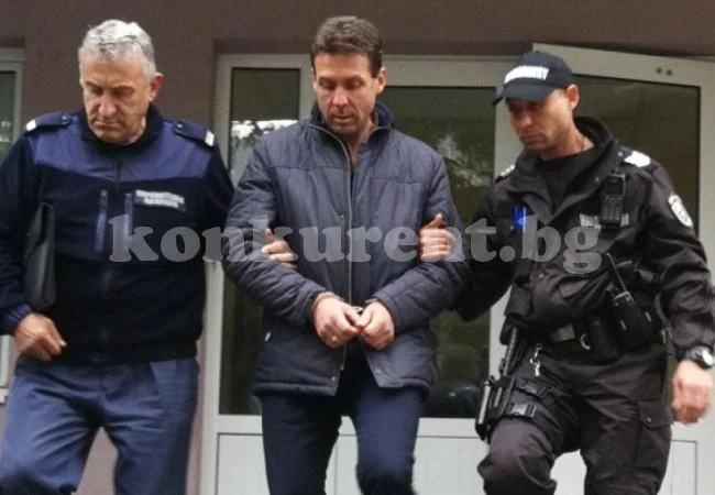 Твърде много интереси прозират зад екшъна с кмета на Чупрене