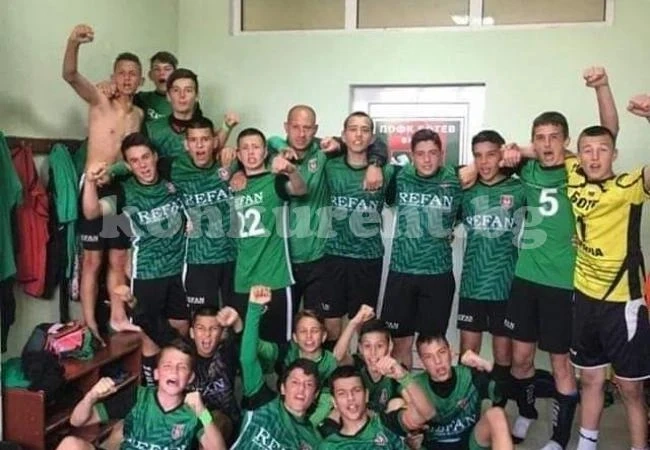 U15 на Ботев би Спартак в Плевен и се качи на върха, не смята да слиза оттам