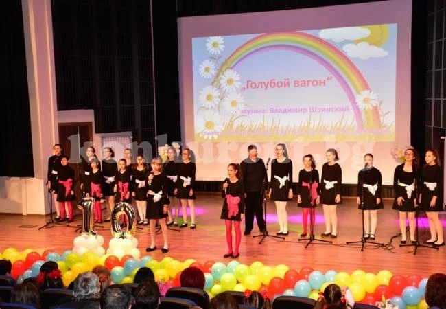 Вокално студио „Дъга“ отпразнува 10-годишен юбилей