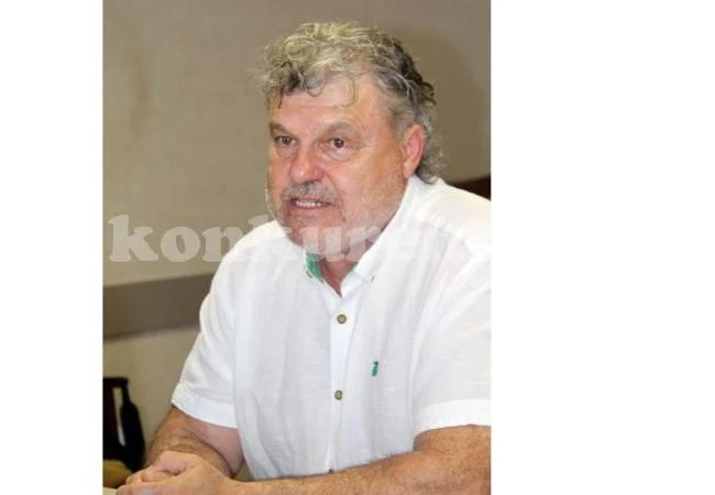 Инструктори искат препоръчителна такса и повече часове за кормуване