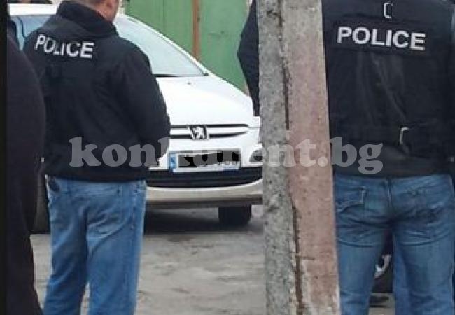 Задържаха младеж с наркотици във Враца
