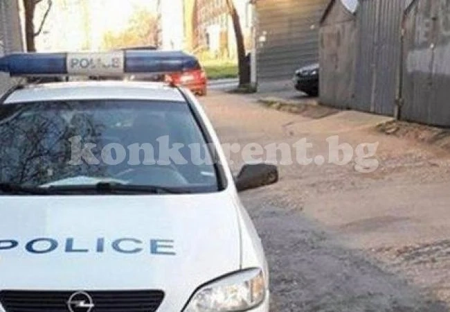 Полиция окупира Враца и близките села