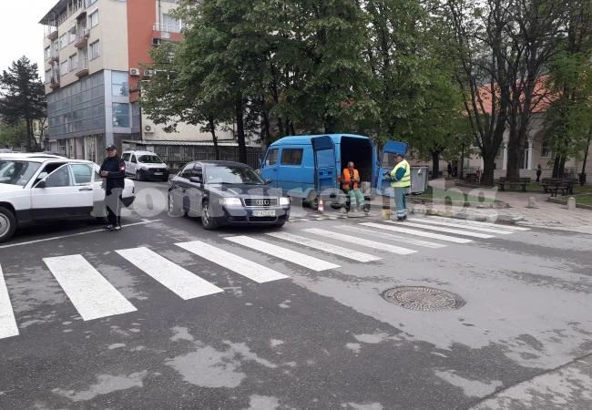 Започнаха да монтират \