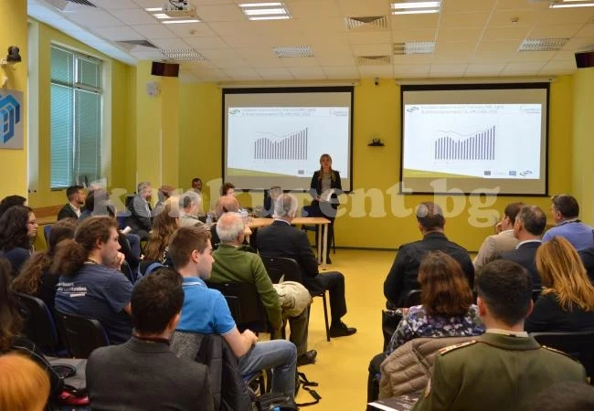 Пращаме наши студенти да се обучават в Европейската космическа агенция и НАСА
