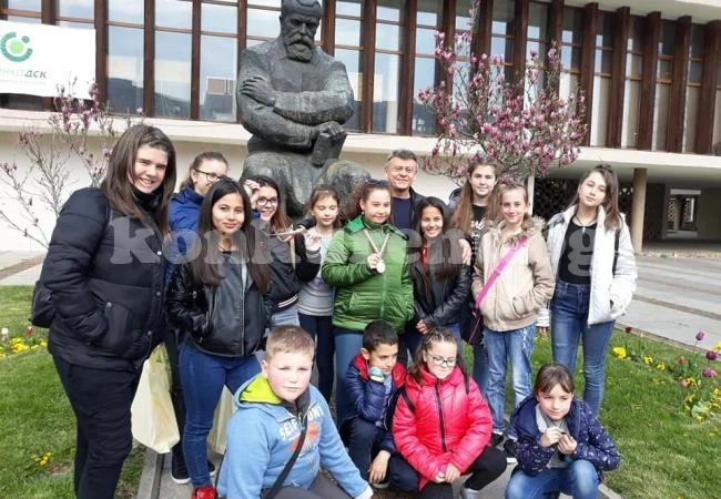 Достойно представяне на учениците от ОУ „Васил Левски“ в ХІІ олимпиада по гражданско образование