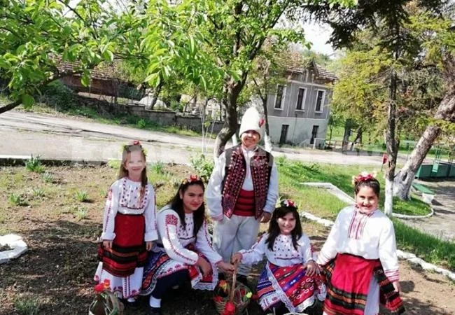 В Мраморен организират великденска изложба