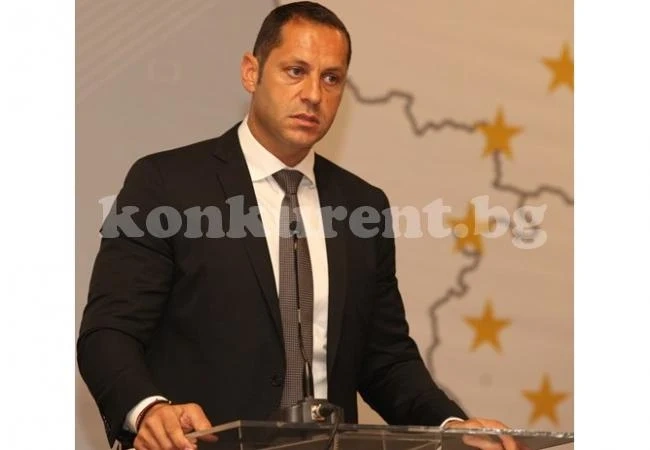 Арнаудова: Къщата за гости, построена с европари, е ползвана само от Манолев (Обзор)