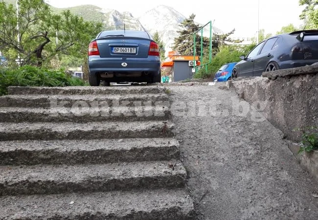 Да паркираш по врачански СНИМКА