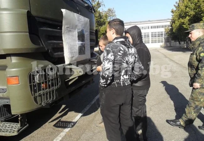 Отвориха вратите на военно поделение