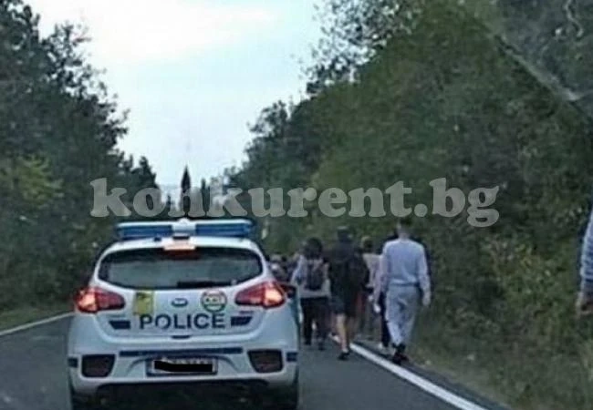 Автобус с деца пламна на магистрала ”Хемус”