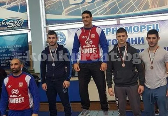 Юли взе Зашев и Мариян за турнира в Букурещ