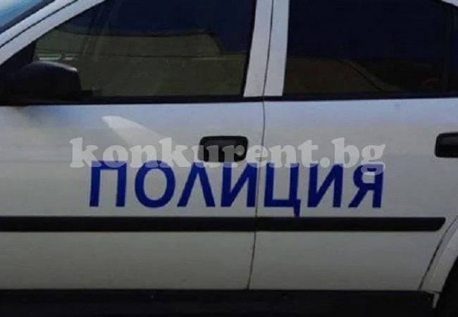 Пипнаха малолетен вандал, потрошил 2 коли