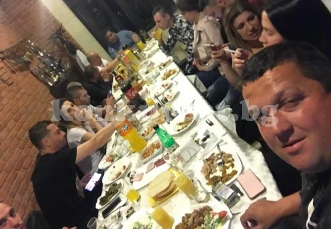 Околчица отсвири мач, но не пропусна празника на ас от тима