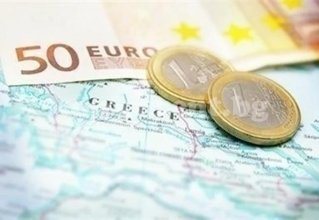 ЕK: Недостигът на инвестиции спъва икономическото възстановяване на Гърция