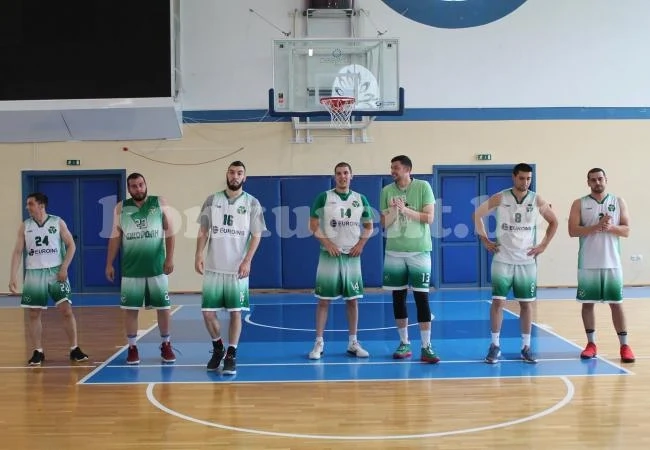 Победа и загуба за Ботев 2012 в плейофи на лига