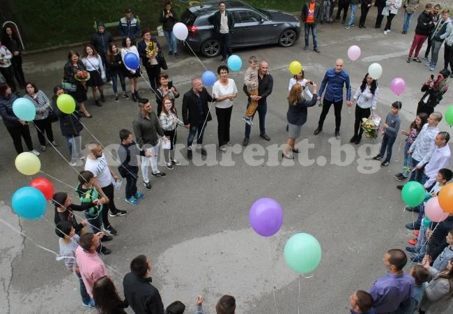 Училището за шампиони изпрати още един випуск