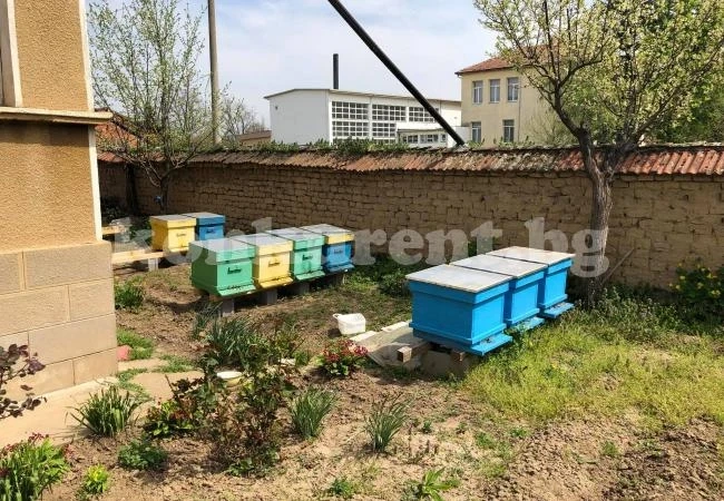 На вниманието на пчеларите, ще пръскат в района на…