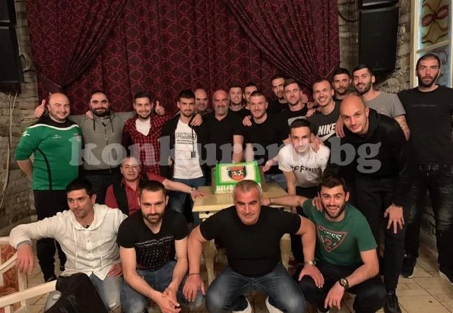 Заслужен купон за Ботев преди ваканцията, събира се пак на 5 юни