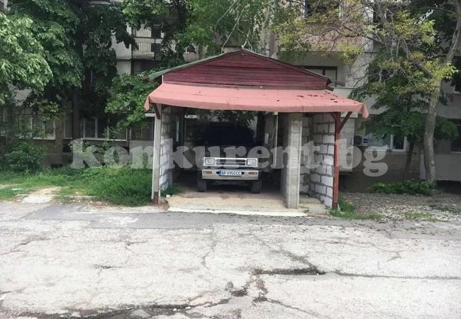 Премахват още една незаконна постройка във Враца ОБНОВЕНА