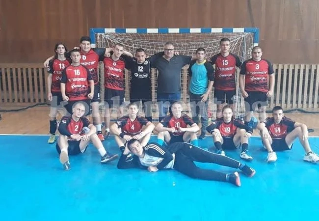 Бронз за ХК Локомотив във финалите на държавното