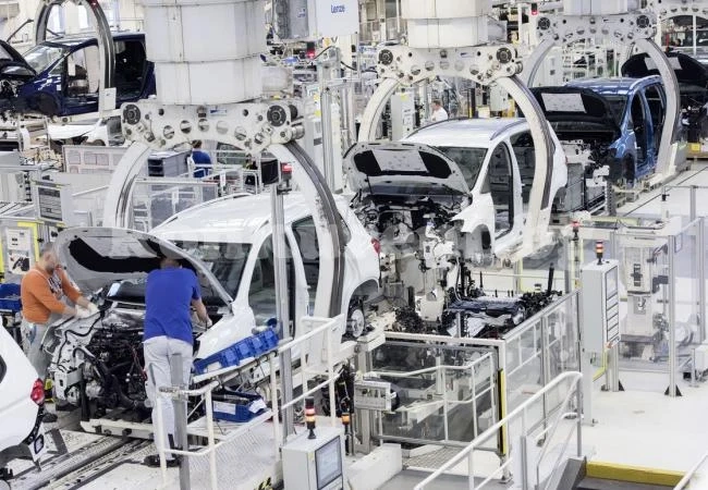 Volkswagen избират мястото за завода в края на лятото