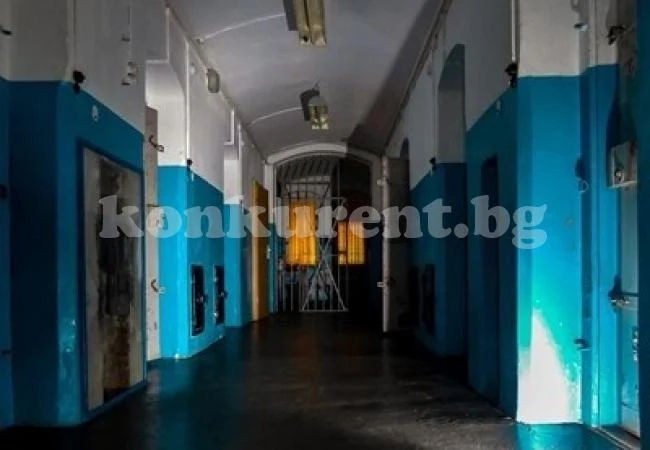 Oткриха 42 трупа на убити затворници 