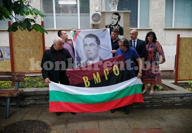 Откриха паметник на Списаревски в Белоградчик