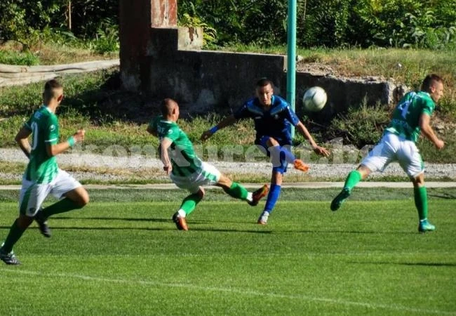 Веселов изпрати шампиона на U19 във ваканция със загуба