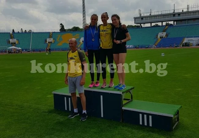 Дева-Мария взе бронз на 800 м след силния сезон в ски-бягането