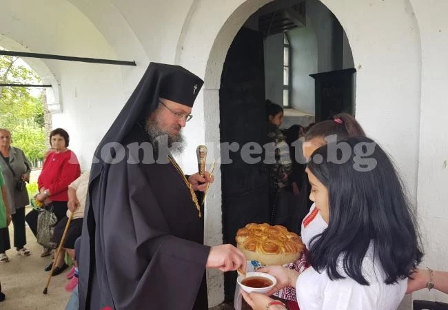 Отбелязаха 135 години от създаването на храма в село Баница