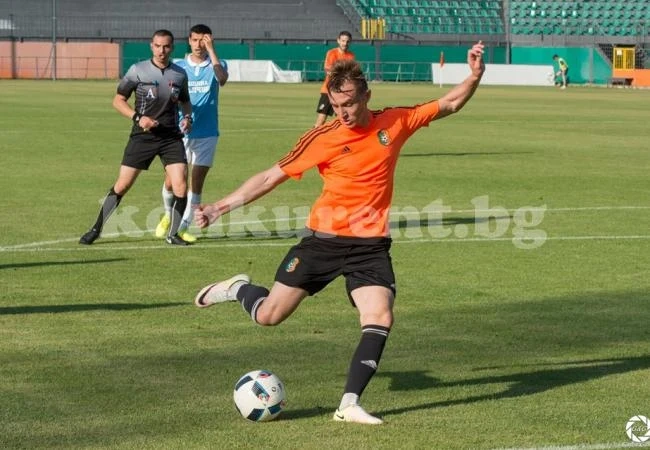 Търтов и Халил усилват атаката на Кариана