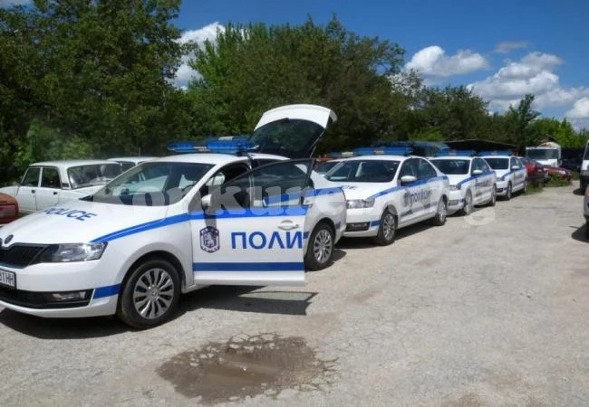 Премиерът: МВР никога не е било по-добре окомплектовано