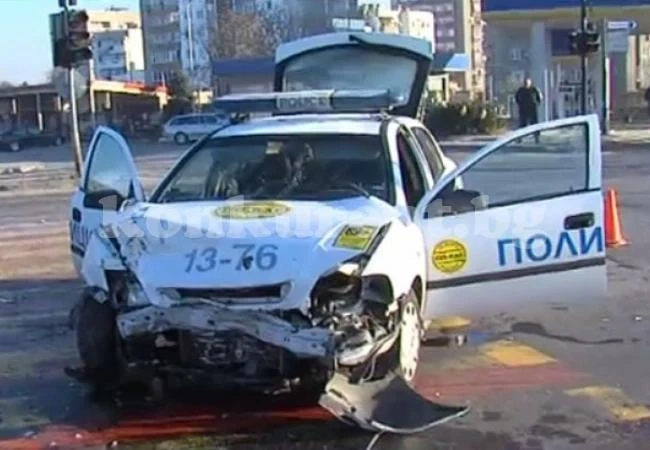 Черна Задушница! Лоши новини след удара с патрулка на АМ \