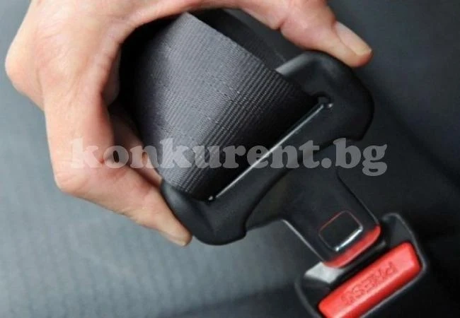 100 живота спасяват коланите в автомобила