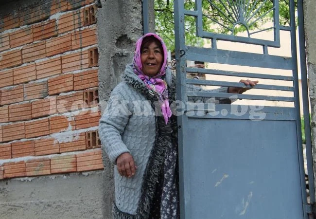 Дрогиран татко на 6 деца пробва да коли майката