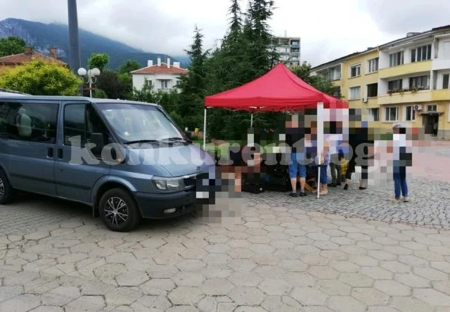 Инспекторатът санкционира неправилно паркирали лица